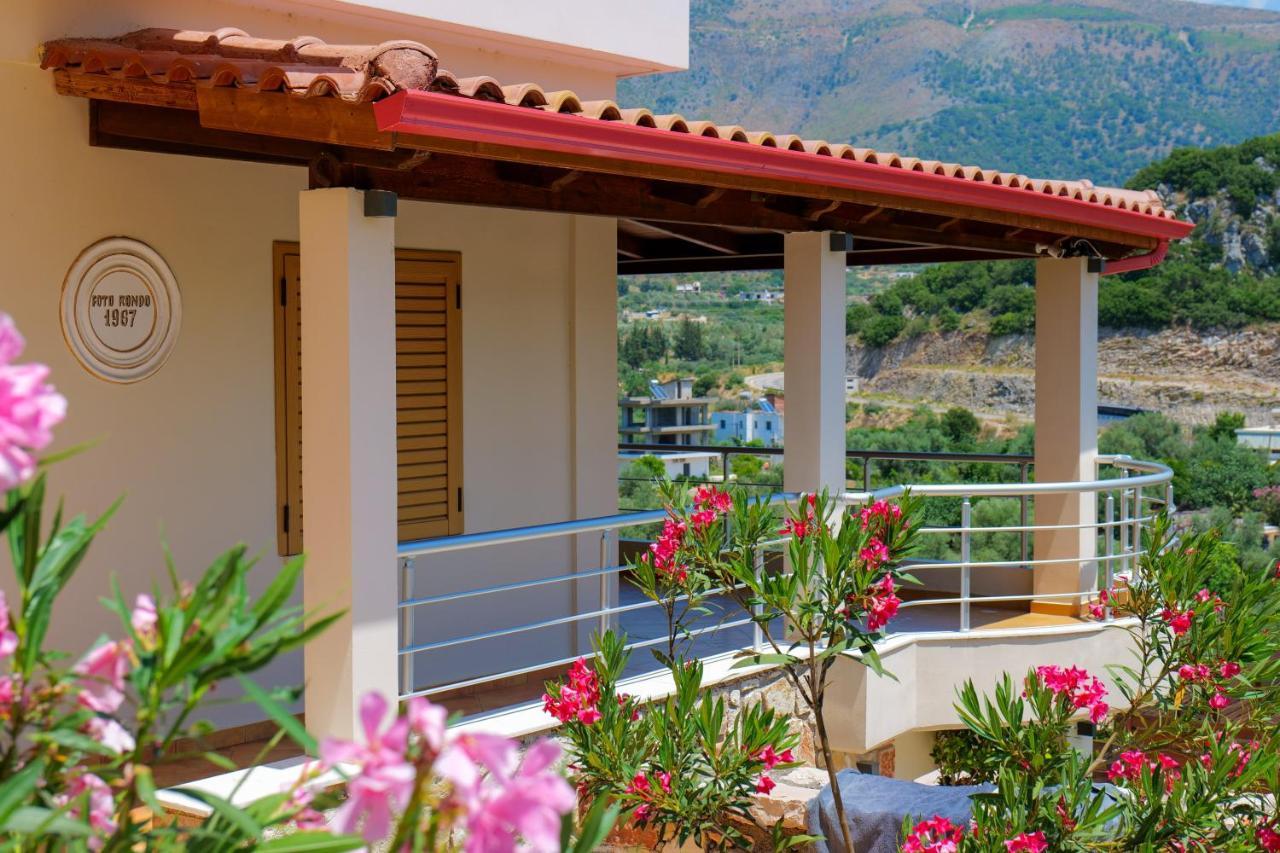 Bed and Breakfast Royal 1967 Himara Zewnętrze zdjęcie