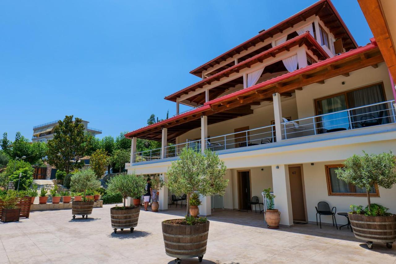 Bed and Breakfast Royal 1967 Himara Zewnętrze zdjęcie