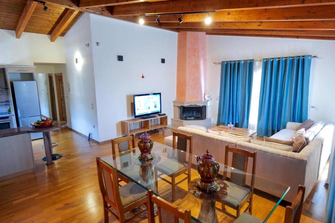 Bed and Breakfast Royal 1967 Himara Zewnętrze zdjęcie