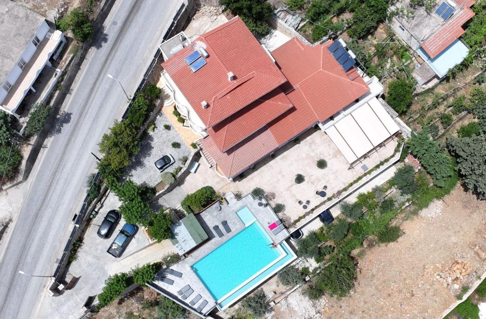 Bed and Breakfast Royal 1967 Himara Zewnętrze zdjęcie