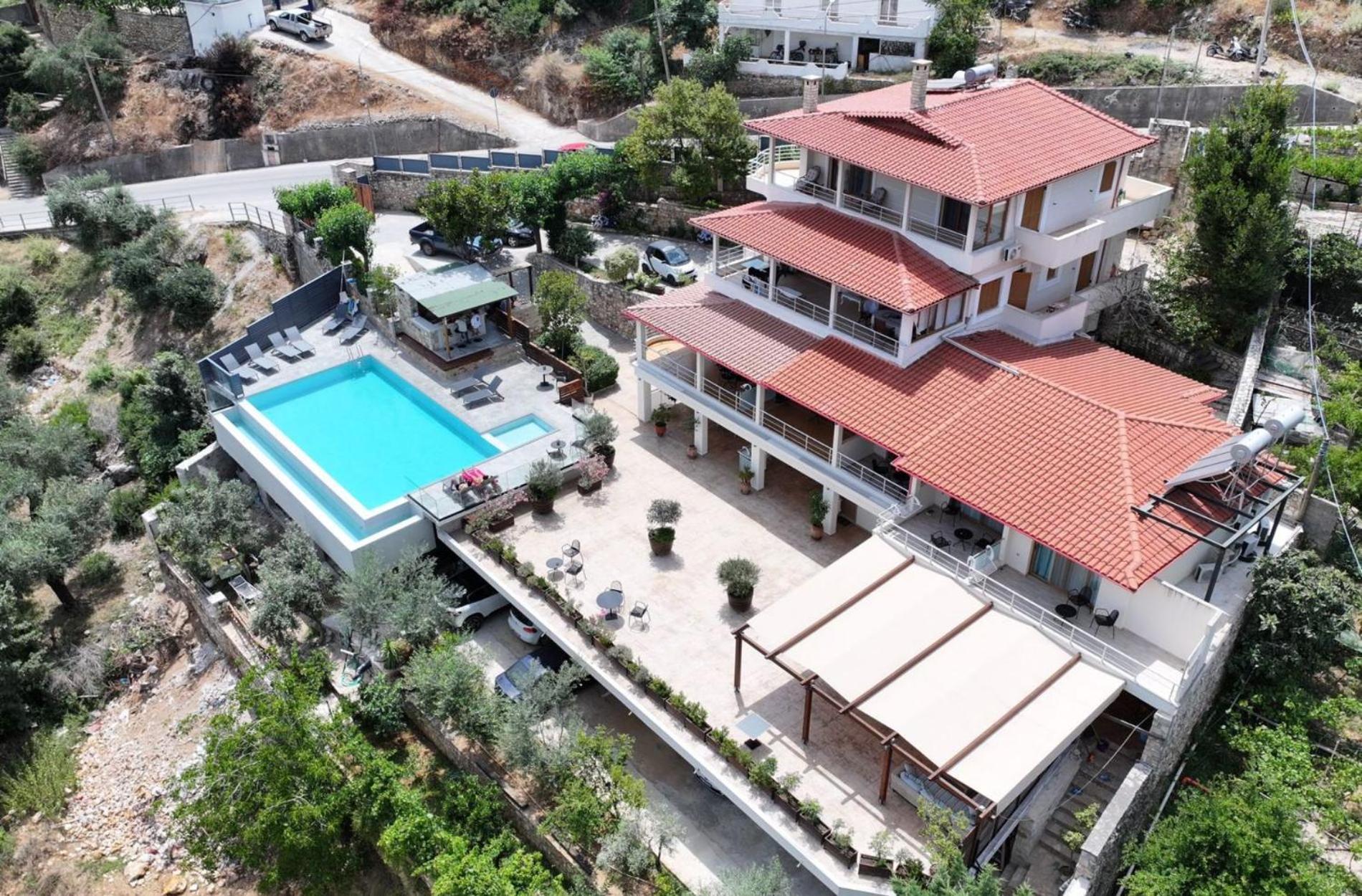 Bed and Breakfast Royal 1967 Himara Zewnętrze zdjęcie